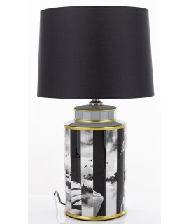 Lampa Z Kloszem(4) Ii Cz. Lampa Z Kloszem(4) Ii Cz.