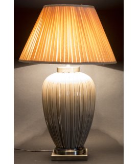 Lampa Z Kloszem Ii Cz. Lampa Z Kloszem Ii Cz.